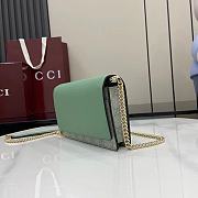 Okify Gucci Emblem Wallet On Chain In Green 20x13x4cm  - 5