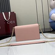 Okify Gucci Emblem Wallet On Chain In Pink 20x13x4cm  - 6