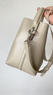 Okify YSL Le 37 White Bucket Bag With Silver Hardware 17x20x13cm  - 5