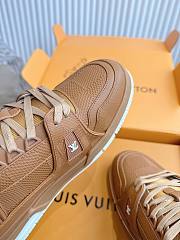 Okify Louis Vuitton Brown Sneakers EU35-45 1AHTTL  - 3
