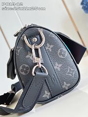 Okify Louis Vuitton Keepall 25 Mon Monogram With Custom Stripe P01942 15x11x25cm  - 6
