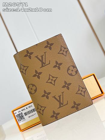 Okify Louis Vuitton Passport Cover In Brown M26571 14x2x10cm 