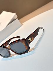 Okify Celine CL40216 Sunglasses In Tortoiseshell - 2