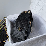 Okify CC 25 Hobo Bag In Black 30x26x14cm - 3