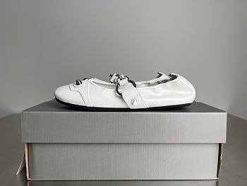 Okify Balenciaga Le City Flat Ballet Shoes In White Crinkle EU35-40 