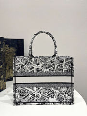 Okify Dior Medium Book Tote Plan De Paris Bag In White and Black 36x18x28cm - 3