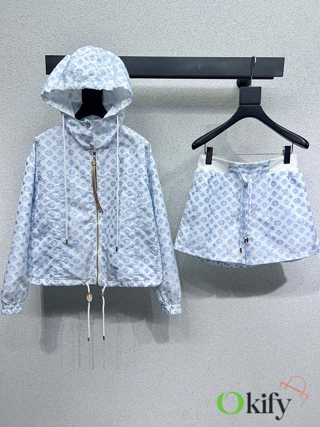 Okify Louis Vuitton Set Of Blue Jacket And Shorts SML  - 1