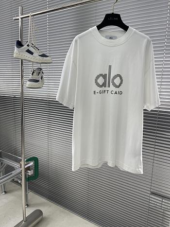 Okify Alo White E Gift Card T-shirt S-2XL 