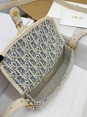 Okify Dior Bobby East West Bag In White Oblique 21x12x5cm  - 5