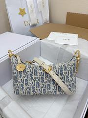 Okify Dior DiorStar Hobo Bag In White Oblique 22x14.5x10cm - 1