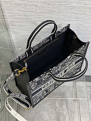 Okify Dior Medium Book Tote Plan De Paris Bag In Black and White 36x16x27cm - 2