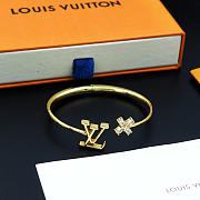 Okify Louis Vuitton Iconic Flower Bracelet In Gold - 5