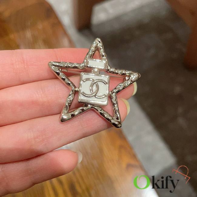 Okify CC Star Brooch 23800 - 1