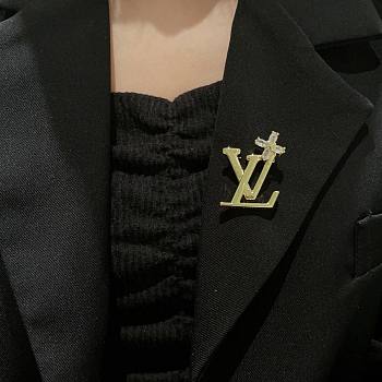 Okify Louis Vuitton Gold Brooch 23804