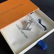 Okify Louis Vuitton Silver Brooch 23805 - 5