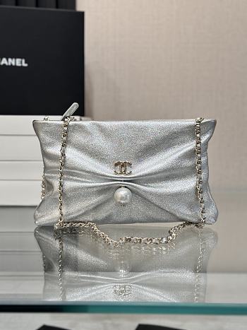 Okify CC Silver Clutch With Chain In Lambskin 14x24x5cm