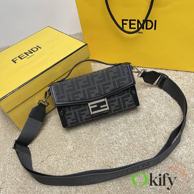 Okify Fendi Soft Trunk Baguette Bag In Black 22x13x6.5cm - 1