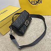 Okify Fendi Soft Trunk Baguette Bag In Black 22x13x6.5cm - 6