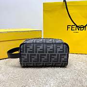 Okify Fendi FF Toiletry Case In Black 19x10x8cm  - 4