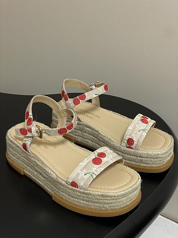 Okify Louis Vuitton x TM Maya Cherry Platform Sandals In Beige 5cm EU35-41