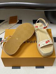 Okify Louis Vuitton x TM Maya Cherry Platform Sandals In Beige 5cm EU35-41 - 3