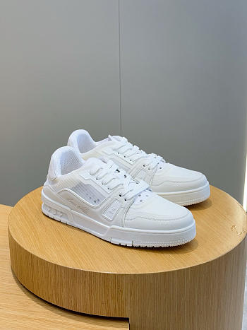 Okify Louis Vuitton White Sneakers EU38-45 1AHTJK
