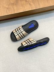 Okify Burberry Checked Slippers For Men EU39-44 - 5