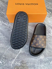 Okify Louis Vuitton Waterfront Mule Slides 1AANO7 EU35-46 - 2