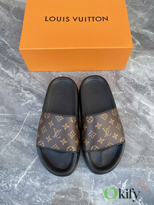 Okify Louis Vuitton Waterfront Mule Slides 1AANO7 EU35-46 - 1