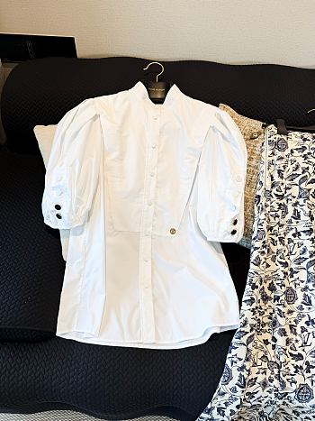 Okify Louis Vuitton Puff Sleeve Shirt In White 1AIBAH