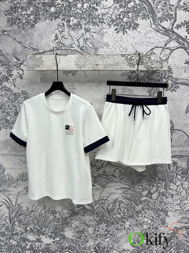 Okify Loewe Set Of White T-shirt And Shorts SML  - 1