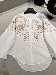 Okify Hermes Set Of Embroidery Top And Shorts  - 5