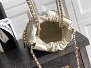 Okify CC 22 Calfskin Mini Handbag In White 23cm - 5
