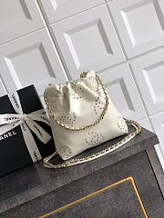 Okify CC 22 Calfskin Mini Handbag In White 23cm - 4