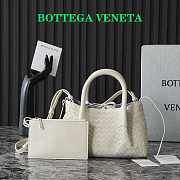 Okify Bottega Veneta Small Pinacoteca Bag In White 24x15x12cm - 1