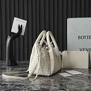 Okify Bottega Veneta Small Pinacoteca Bag In White 24x15x12cm - 6