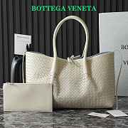 Okify Bottega Veneta Pinacoteca Bag In White 43x23x17.5cm - 1