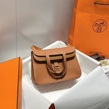 Okify Hermes Halzan 25 Bag In Golden Brown