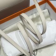 Okify Hermes Roulis 18 Bag In White Leather And Silver Hardware 18x6x15cm  - 3