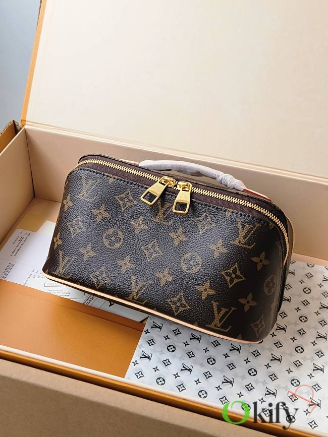 Okify Louis Vuitton Toiletry Bag In Brown Monogram M11750 24x13x13cm - 1