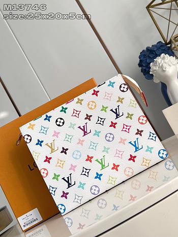 Okify Louis Vuitton x TM Toiletry Pouch In White M13746 25x20x5cm