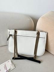 Okify Valentino Garavani Viva Superstar Small Bag In Black And White 27x18x3cm  - 2