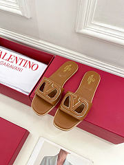 Okify Valentino Roman Stud Brown Slides EU35-43 - 1