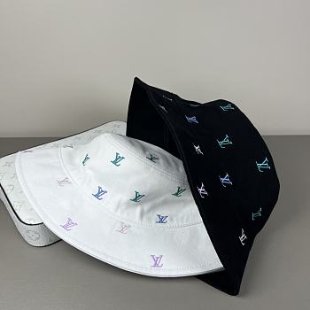 Okify Louis Vuitton Shading Monogram Black/White Bucket Hat
