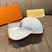 Okify Louis Vuitton White Embroidered Flower Baseball Cap  - 3