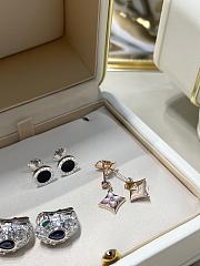 Okify Louis Vuitton Pink Gold Earrings - 4
