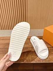 Okify Louis Vuitton Black/White Slides 24269 - 3