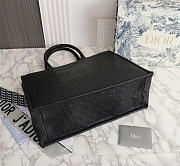 Dior book tote 41.5 embossed leather black  - 5