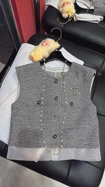 Okify CC Tweed Vest Top In Gray 