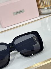 Okify MiuMiu SMU 081Z Sunglasses  - 4